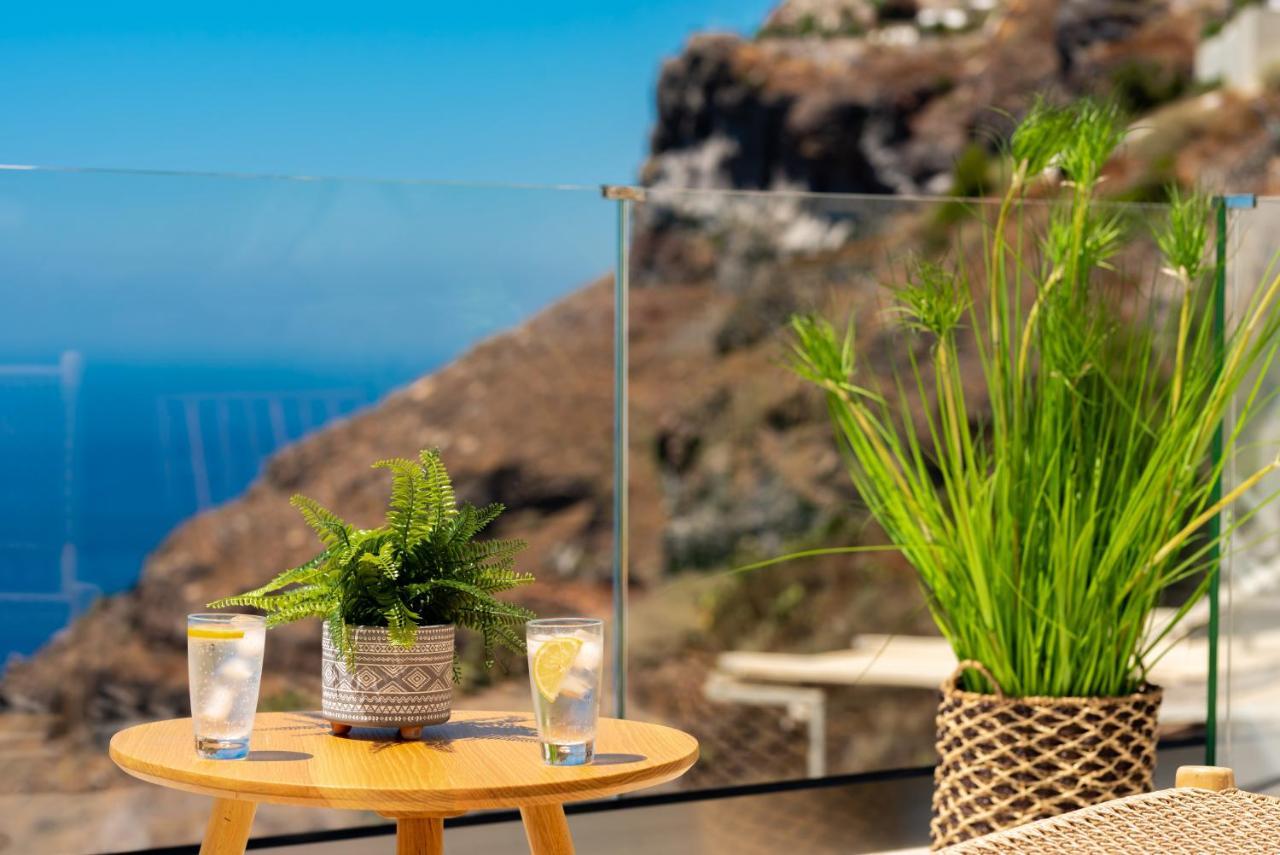 Daydream Luxury Suites Fira  Exteriér fotografie