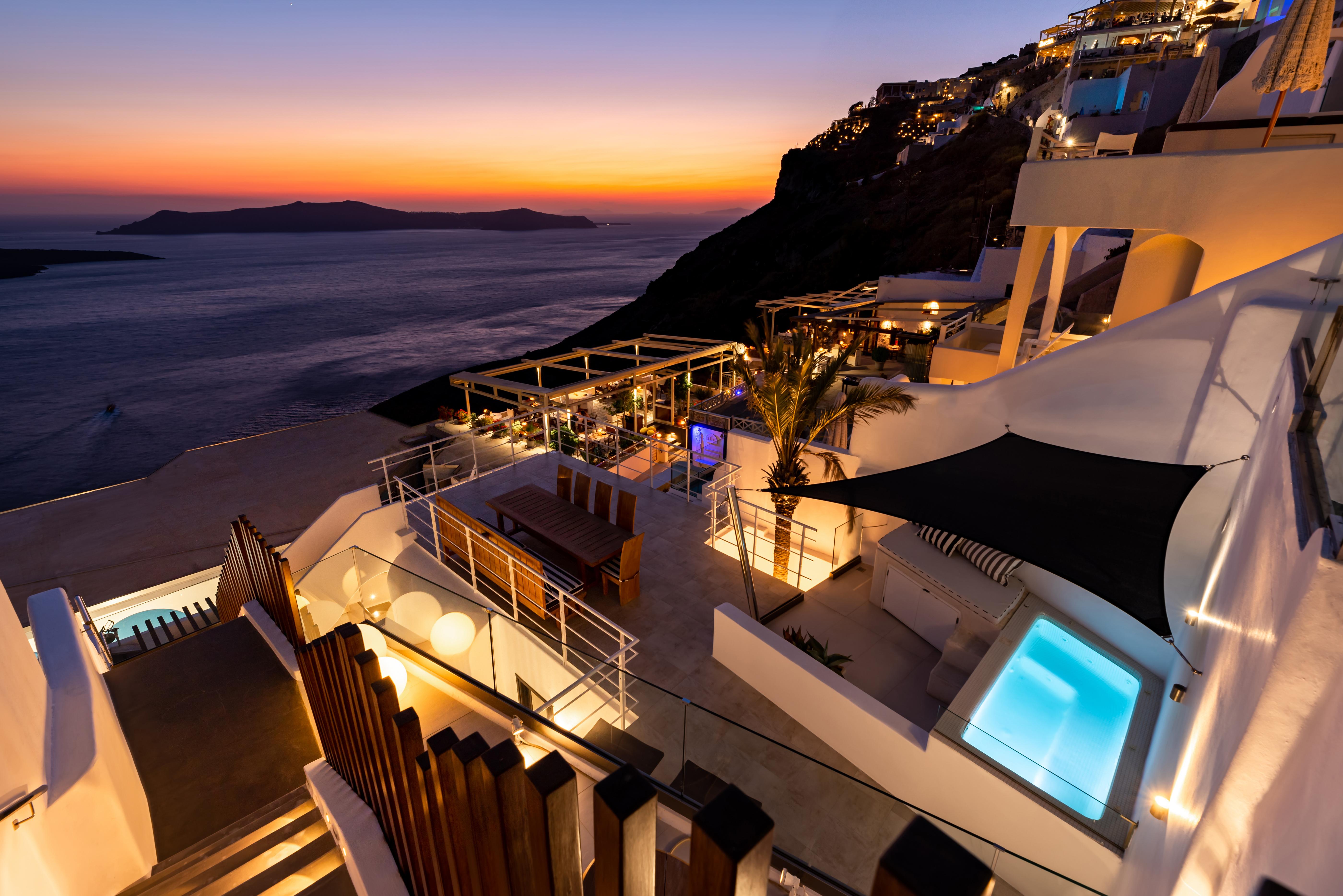 Daydream Luxury Suites Fira  Exteriér fotografie